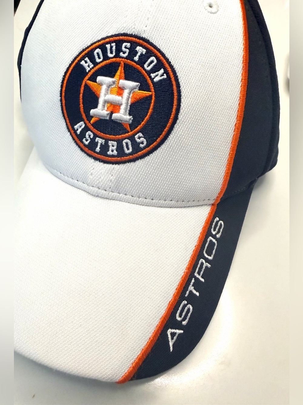 Houston Astros White and Navy Logo Cap